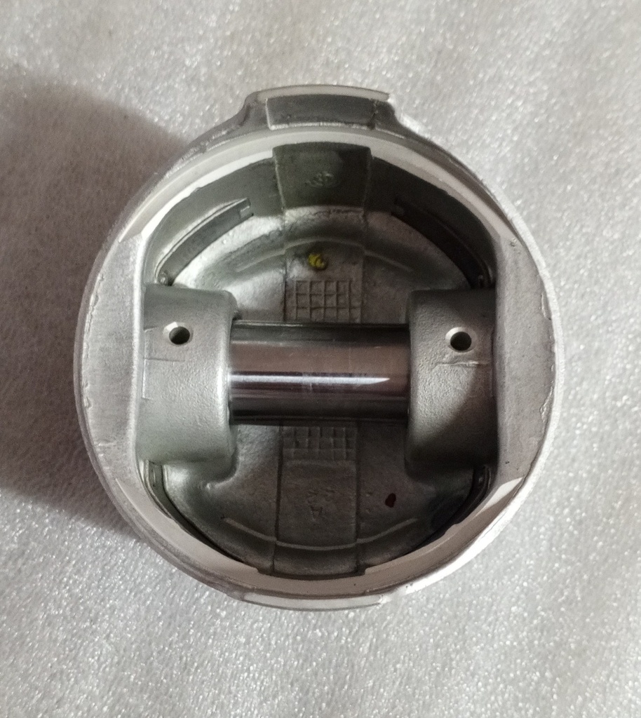 [M911F-STD-34] - TOTO | PISTONES MOTOR MITSUBISHI MONTERO 4G54 / G54B 2a SERIE 90 / 91 mm PLANO 