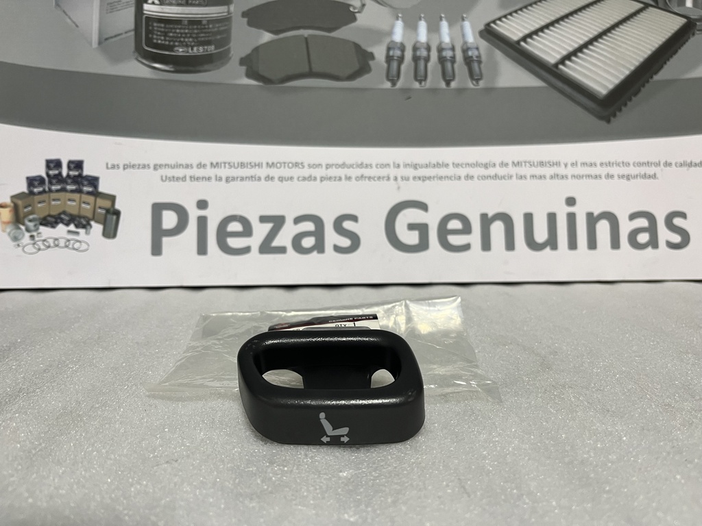 [MB792471] - MITSUBISHI | PERILLA CORREDERA ASIENTO MONTERO LADO IZQ. (GRIS)