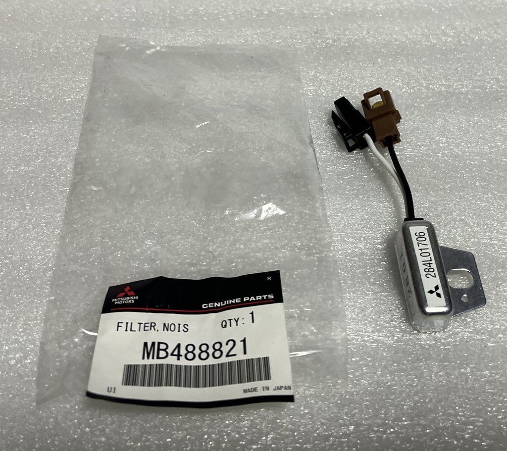 [MB488821] - MITSUBISHI | CONDENSADOR - FILTRO ANTI RUIDO RADIO MONTERO / 95
