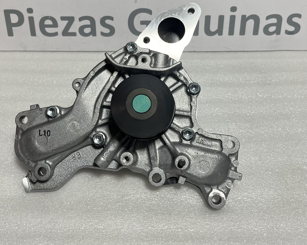 [MD972004] - AISIN - JAPON | BOMBA AGUA MITSUBISHI MONTERO V6-3000 / 93 / L146W  (BOMBA COMPLETA CON LA BASE)