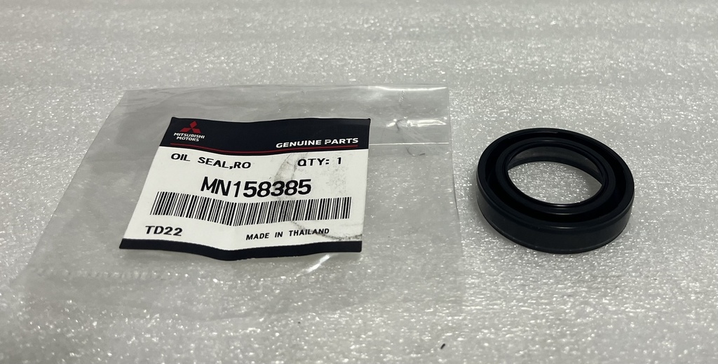 [MN158385] - MITSUBISHI | RETEN TAPA VALVULAS 