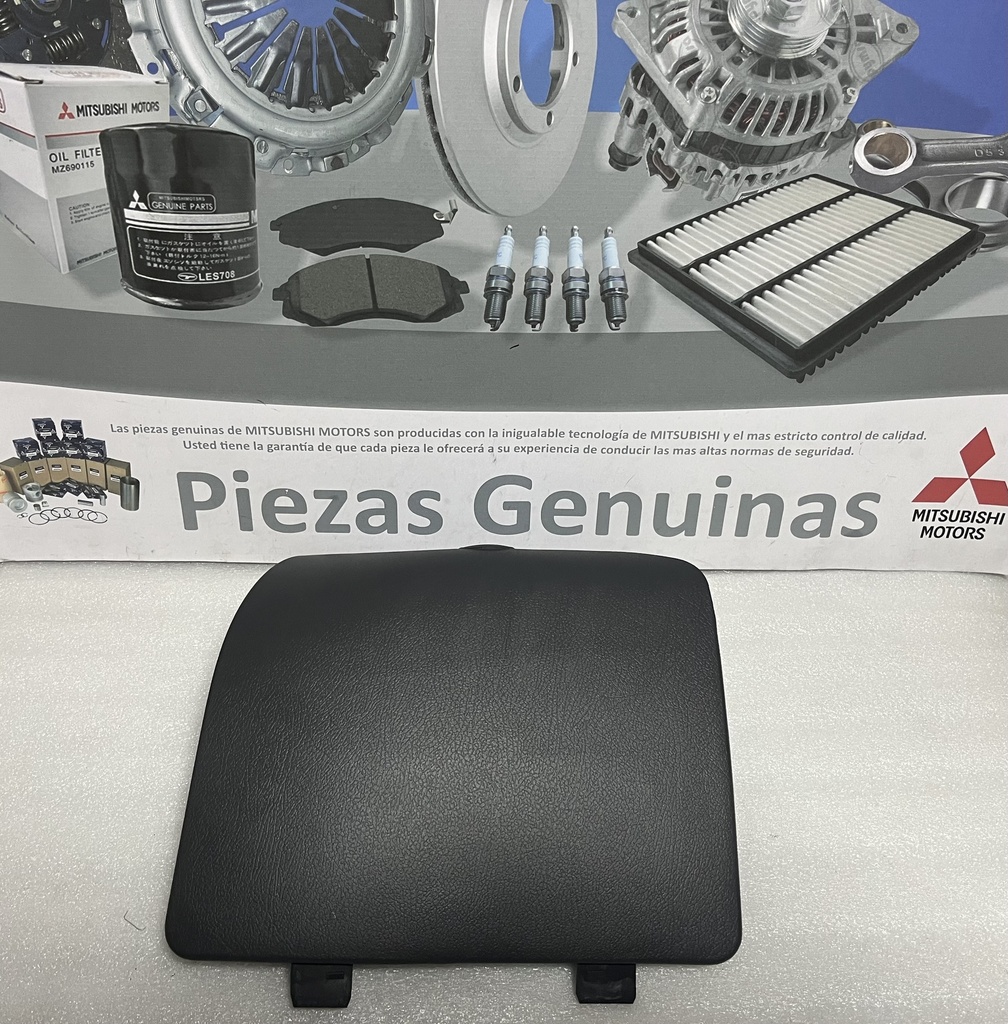 [MB690422] - MITSUBISHI | TAPA GATO GRIS MONTERO