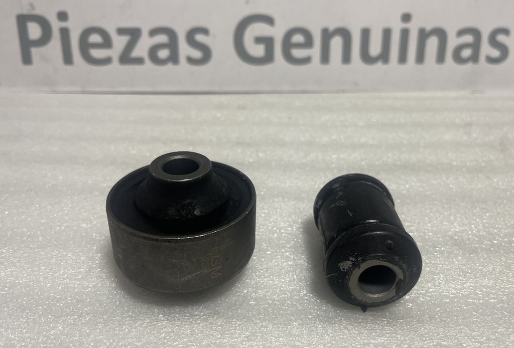 [MR403441 ] - GSP | KIT BUJES TIJERA DELANTERA MITSUBISHI LANCER 2007/  OUTLANDER 2006/   ASX 2010/ N (X2)