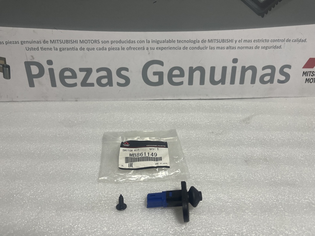 [MB861149] - MITSUBISHI | INTERRUPTOR LAMPARA PUERTA 