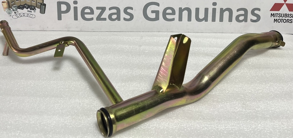 [MD374452] TUBO ENTRADA AGUA BOMBA MITSUBISHI LANCER RALLY ART