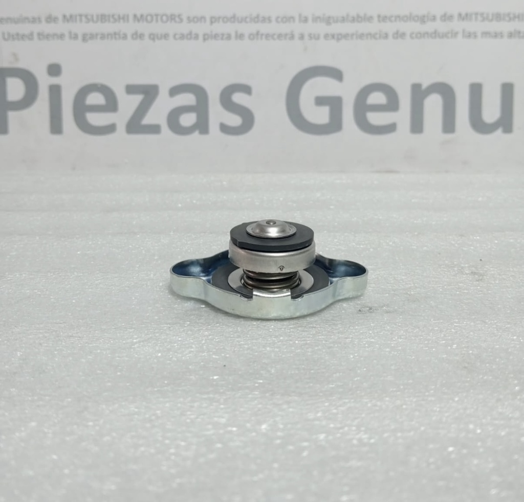 [ME418239] - MITSUBISHI | TAPA RADIADOR CANTER  (0.9 LBS)