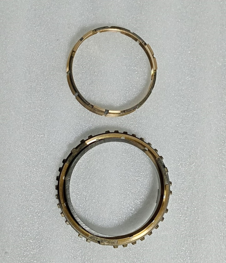 [2526A161] - BRONCE SINCRONIZADOR 3RA MITSUBISHI SPORTERO 2.5/ 2011 (3 PIEZAS)