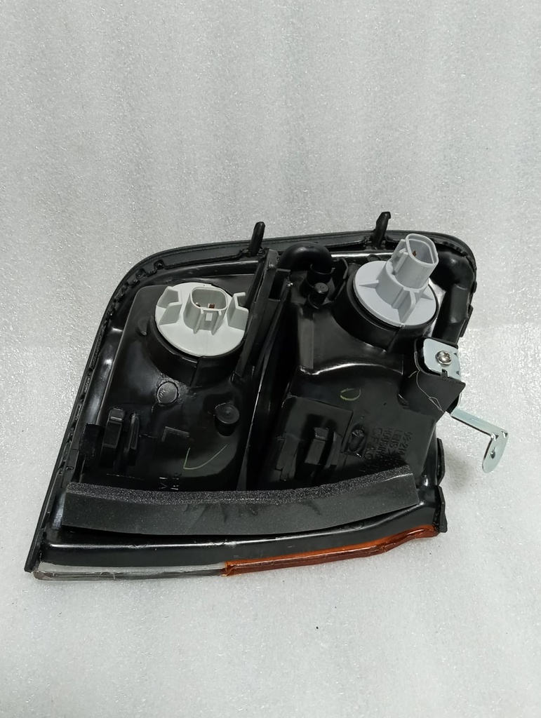 [MR376367] - DIRECCIONAL DELANTERA IZQUIERDA MONTERO/98 (LUZ DE CRUCE)