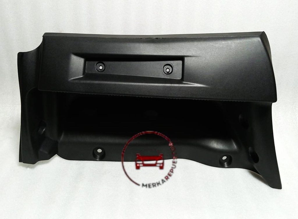 [MK403672] - ESTRIBO DERECHO MITSUBISHI CANTER /FUSO / 08 