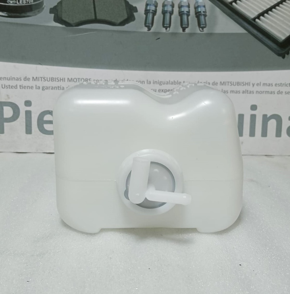 [MB605260] - MITSUBISHI | RECIPIENTE PLASTICO AGUA MONTERO