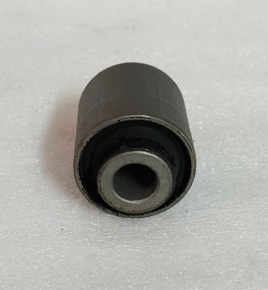[MN100110] - BUJE BRAZO INF.SUSP.TRAS