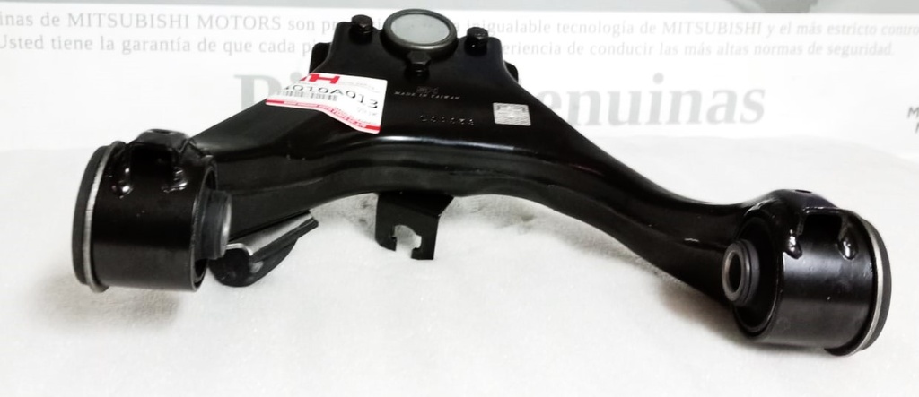 [4010A013] - TIJERA SUSPENSION MITSUBSHI SPORTERO (SUPERIOR IZQUIERDA)
