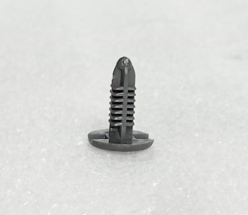 [MB849731] - MITSUBISHI | CLIP TAPIZADO MONTERO/92