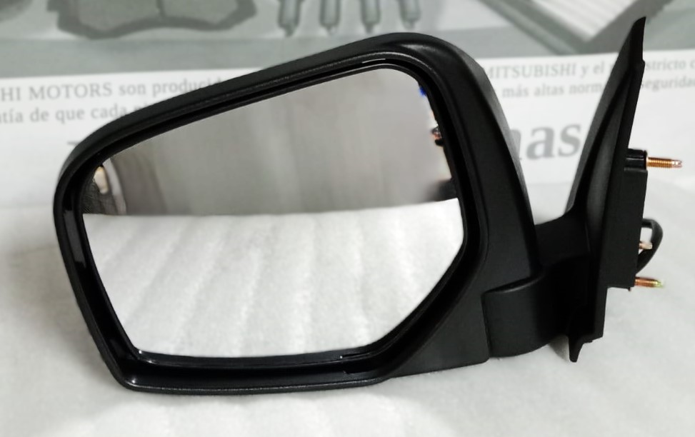 [MN167427] - ESPEJO RETROVISOR IZQUIERDO MITSUBISHI SPORTERO 2008-15 (TAPA CROMADA)
