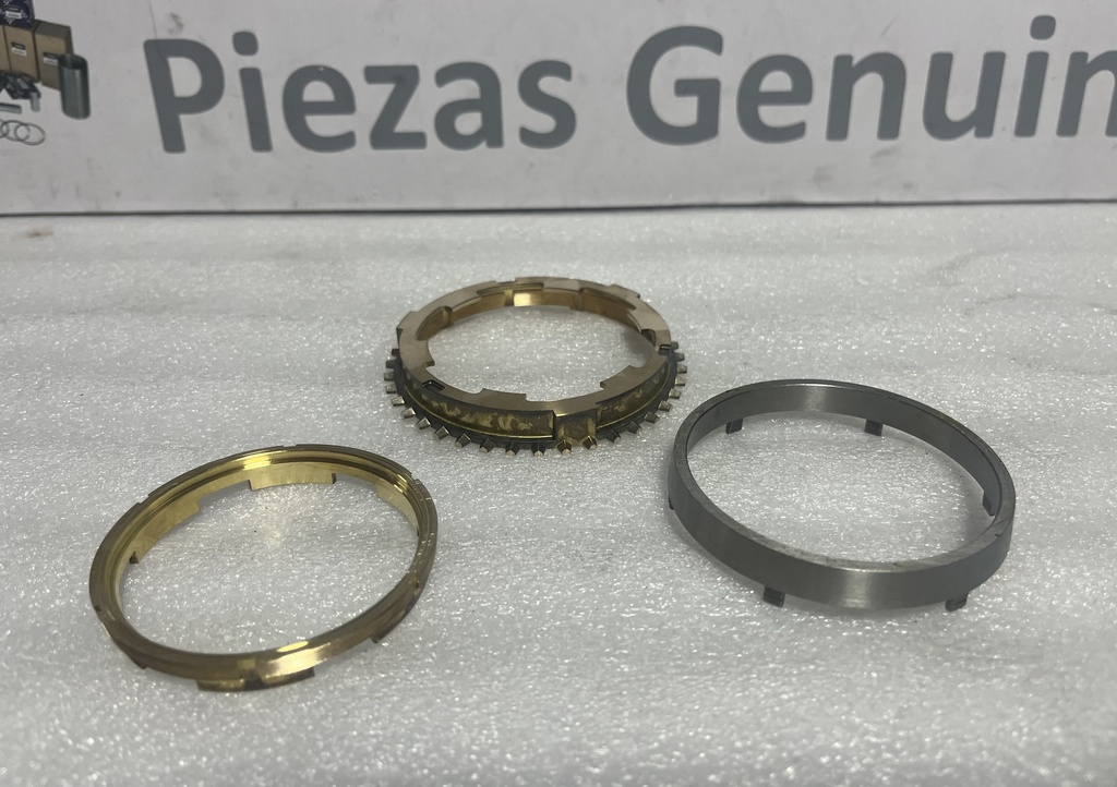 [ME581153]- JMC - TAIWAN - BRONCE SINCRONIZADOR 1RA Y 2DA  MITSUBISHI V6-3000 / NATIVA (3 PIEZAS)