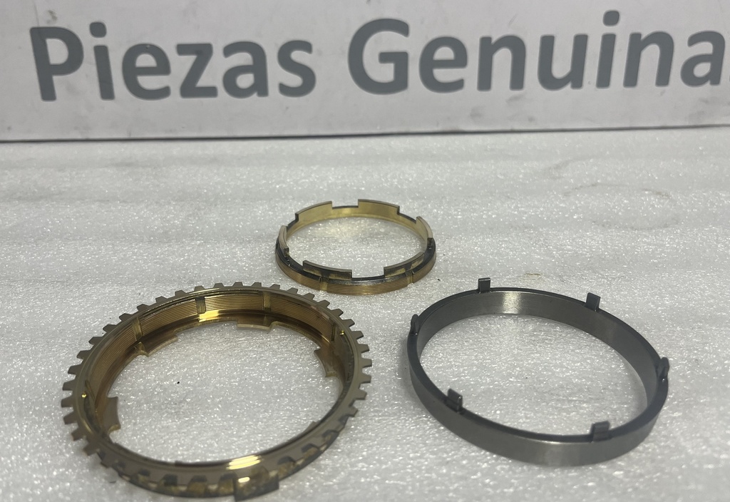 [ME581153]- JMC - TAIWAN - BRONCE SINCRONIZADOR 1RA Y 2DA  MITSUBISHI V6-3000 / NATIVA (3 PIEZAS)
