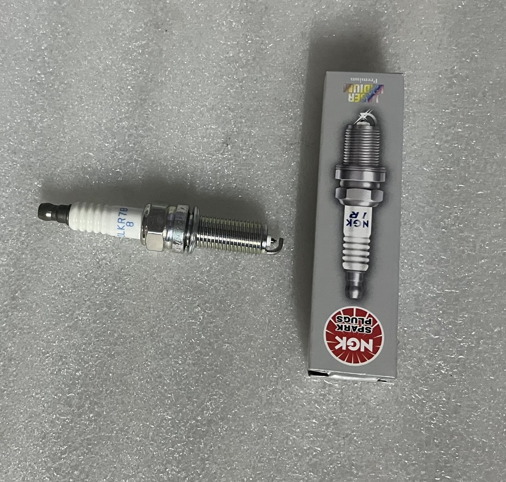 [1822A067] [ILKR7B]- NGK-JAPON | BUJIA DE ENCENDIDO DE MOTOR OUTLANDER/MONTERO SPORT