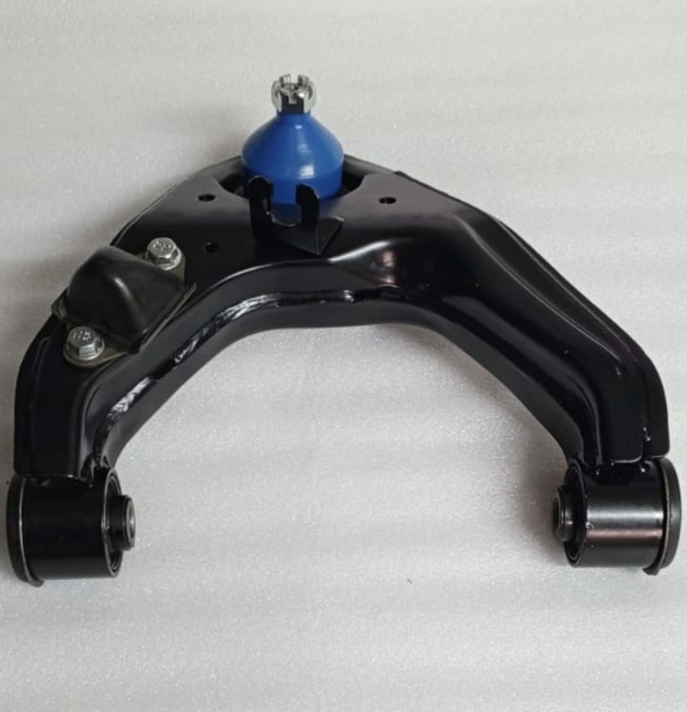 [4010A014] - OKAR - TAIWAN | TIJERA SUSPENSION MITSUBISHI SPORTERO (SUPERIOR DERECHA)