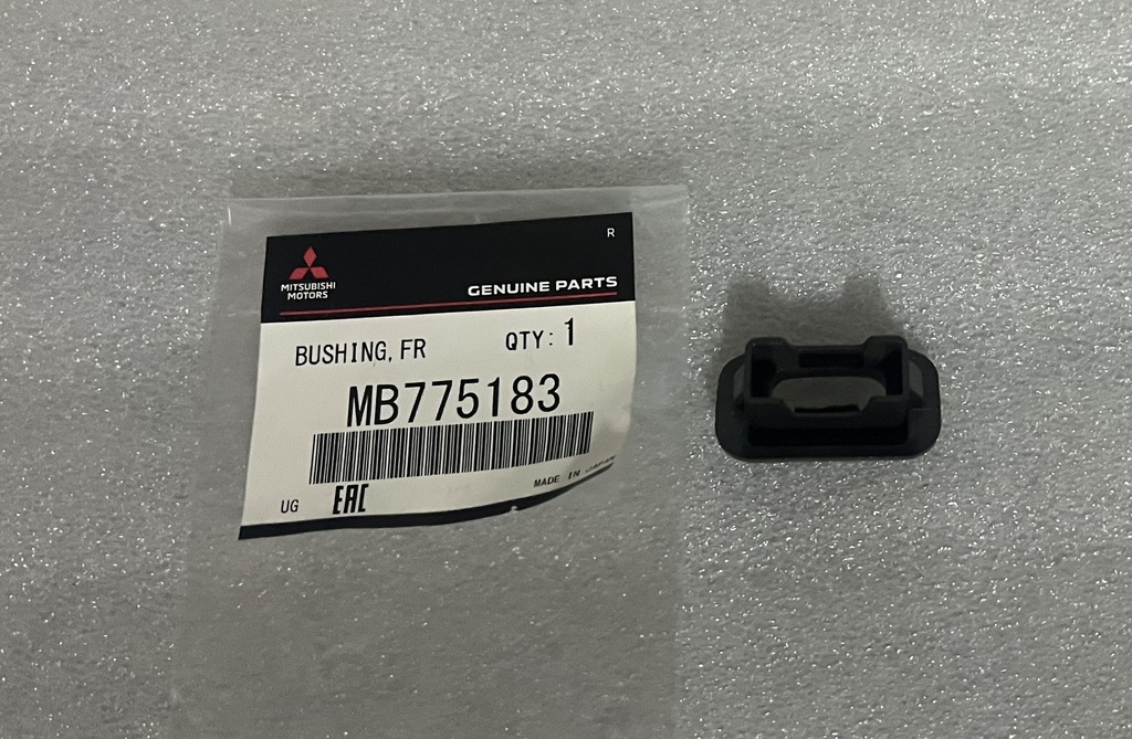 [MB775183] - MITSUBISHI | BUJE MECANISMO PUERTA IZQ / DER MONTE94 (GRIS)