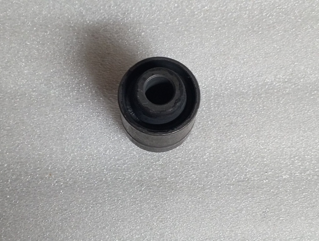 [MR403464] - TEZUKA-JAPON | BUJE BRAZO INFERIOR SUSPENSION TRASERA MITSUBISHI LANCER