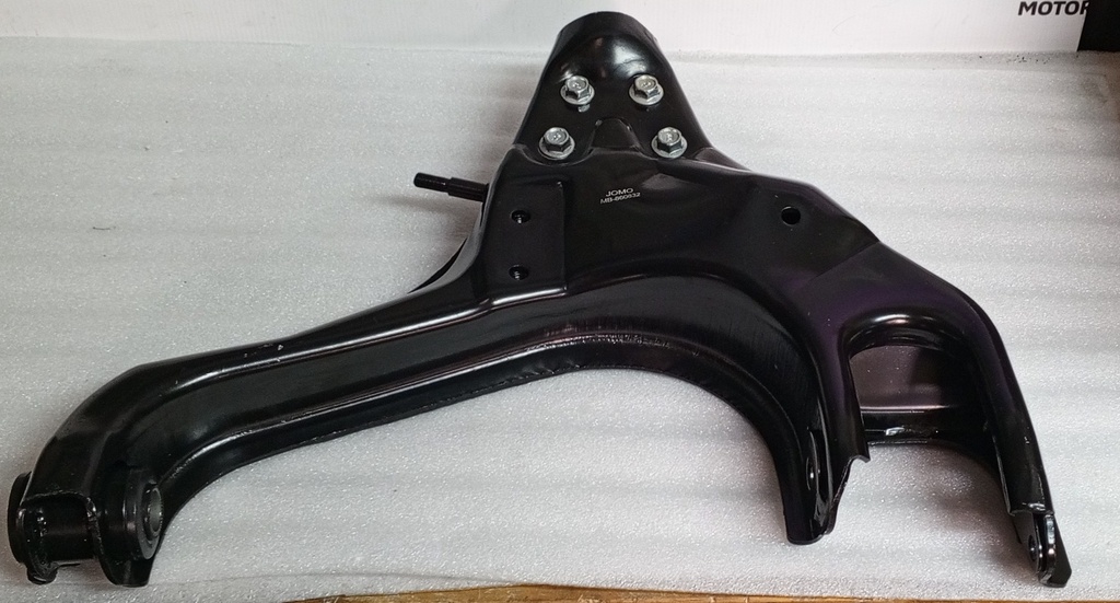 [MB860832] - JOMO-TAIWAN | TIJERA INFERIOR SUSPENSION DELANTERA MITSUBISHI MONTERO DER