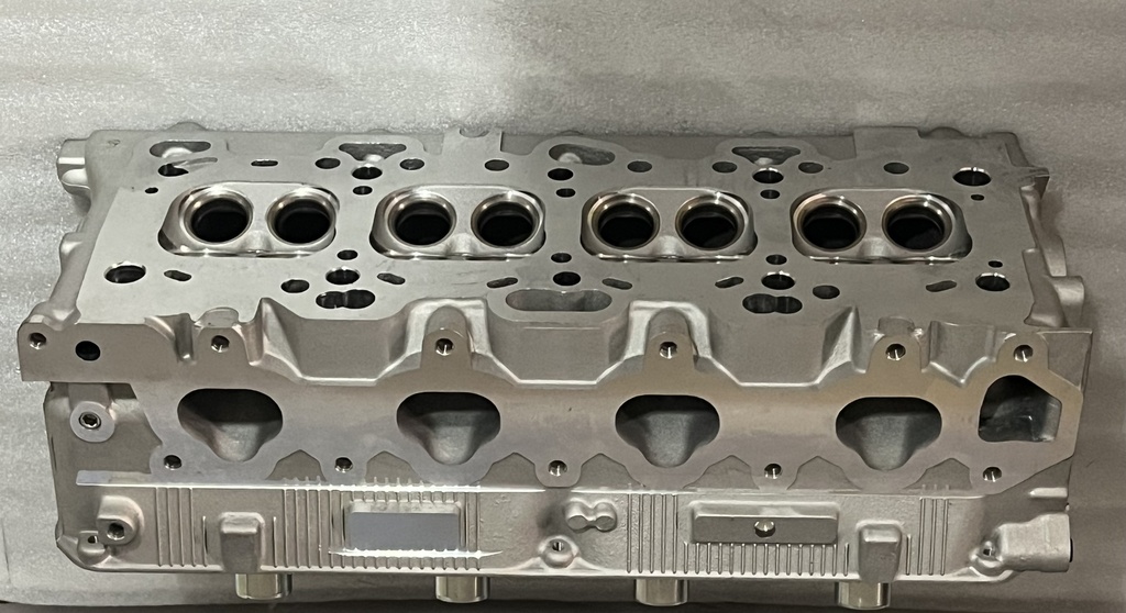 [MD305479] JILIN - CULATA MOTOR MITSUBISHI L-300 4G63 / MONTERO V11 2.2 4G64 / 16V. /98 (SIN VALVULAS)