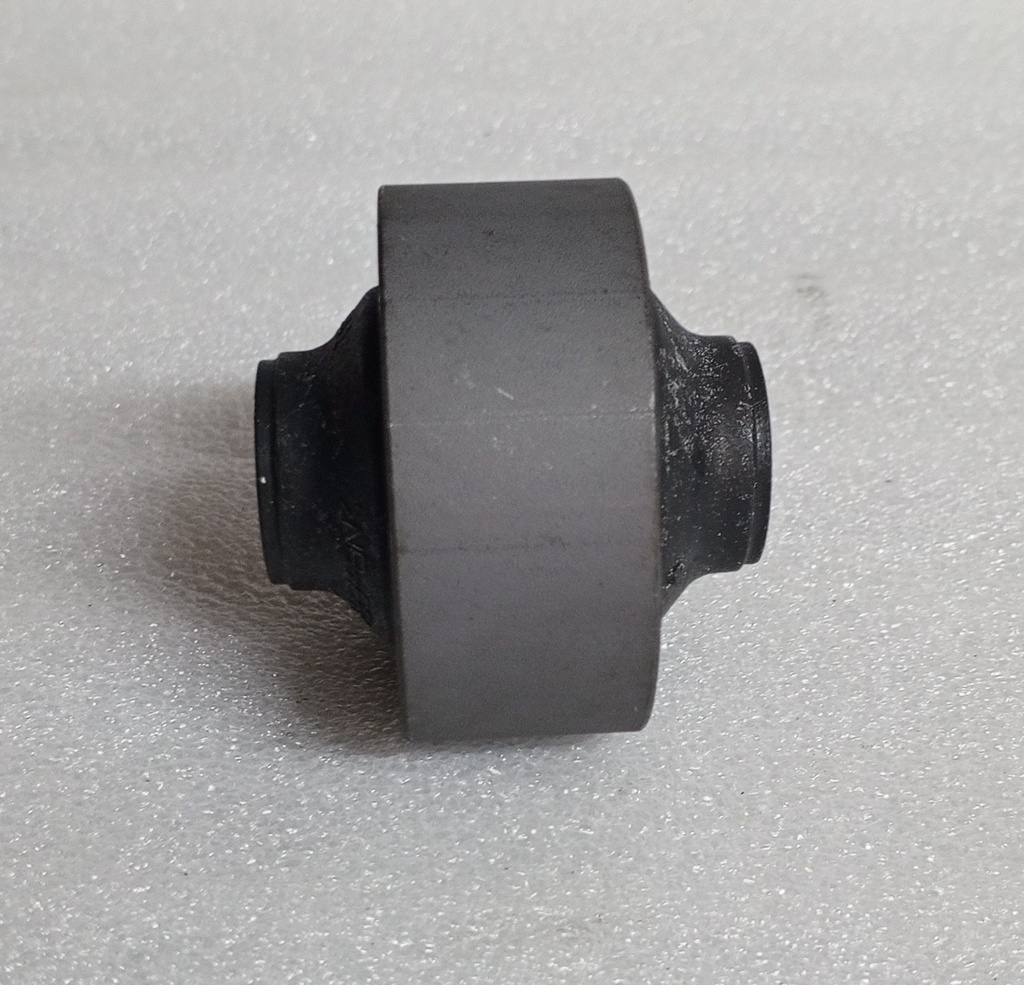 [MR403441] - MITSUBISHI | BUJE BRAZO INFERIOR SUSPENSION DELANTERA LANCER 