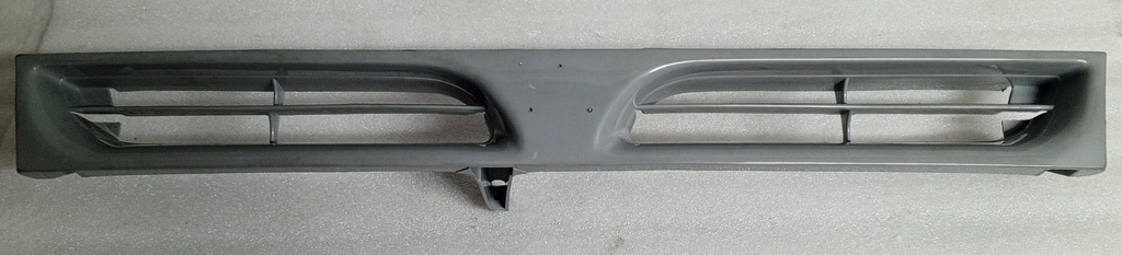 [MB799004] - TAIWAN | PERSIANA RADIADOR LANCER 92-96 (GRIS)