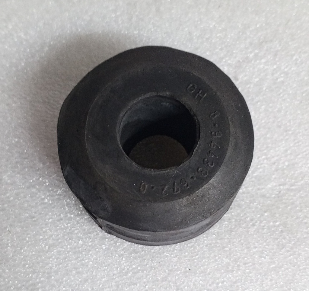 [8-94433-672] - INCOLCA  | BUJE BARRA TENSORA CHEVROLET LUV 2300 4X2 (DELANTERA)