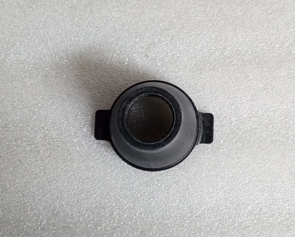 [MB109665] MITSUBISHI - TAPA GUARDAPOLVO BARRA DE TORSION MONTERO 92- / NATIVA