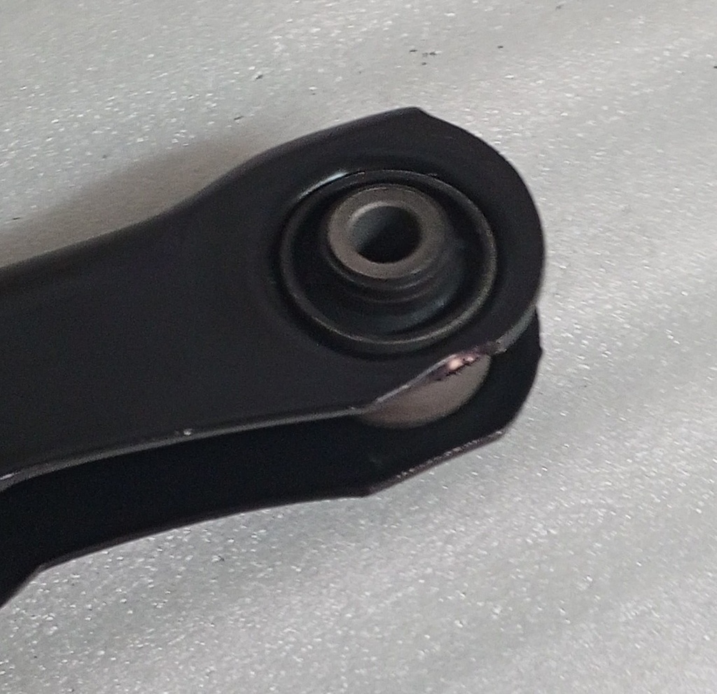 [MR491962] - SHIBUMI | BRAZO INFERIOR TRASERO R/L MITSUBISHI LANCER CS3A02