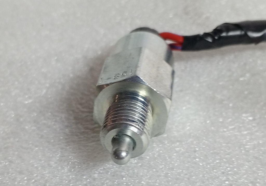 [MR196931] - MITSUBISHI | INTERUPTOR RUEDA LIBRE MONTERO
