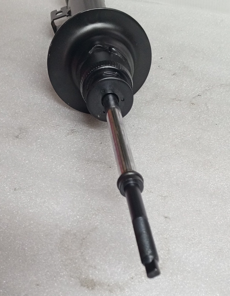 [MR992320] - KYB | AMORTIGUADOR MITSUBISHI SPORTERO L-200 2.5 /3.2 (GAS)(DEL) / MONTERO SPORT