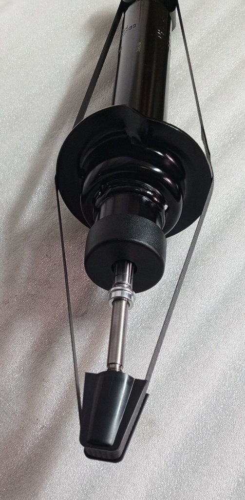 [JSA25412N] - J.C.A.P - JAPON | AMORTIGUADOR DELANTERO NEW MONTERO V97W / V98W / V85W