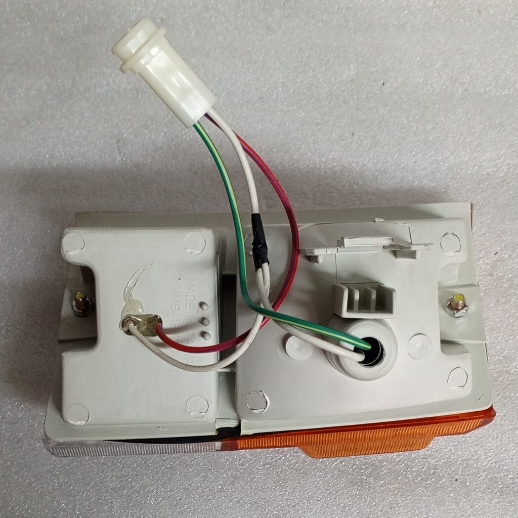 [MB283670] - TIPO ORIGINAL | DIRECCIONAL DELANTERA DERECHA MONTERO STD/91