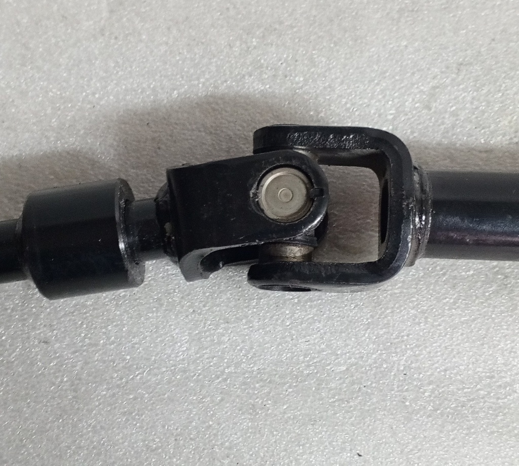 [MB412601] - AOP-TAIWAN | ACOPLE DIRECCION MITSUBISHI L300 (COLUMNA DIRECCION)