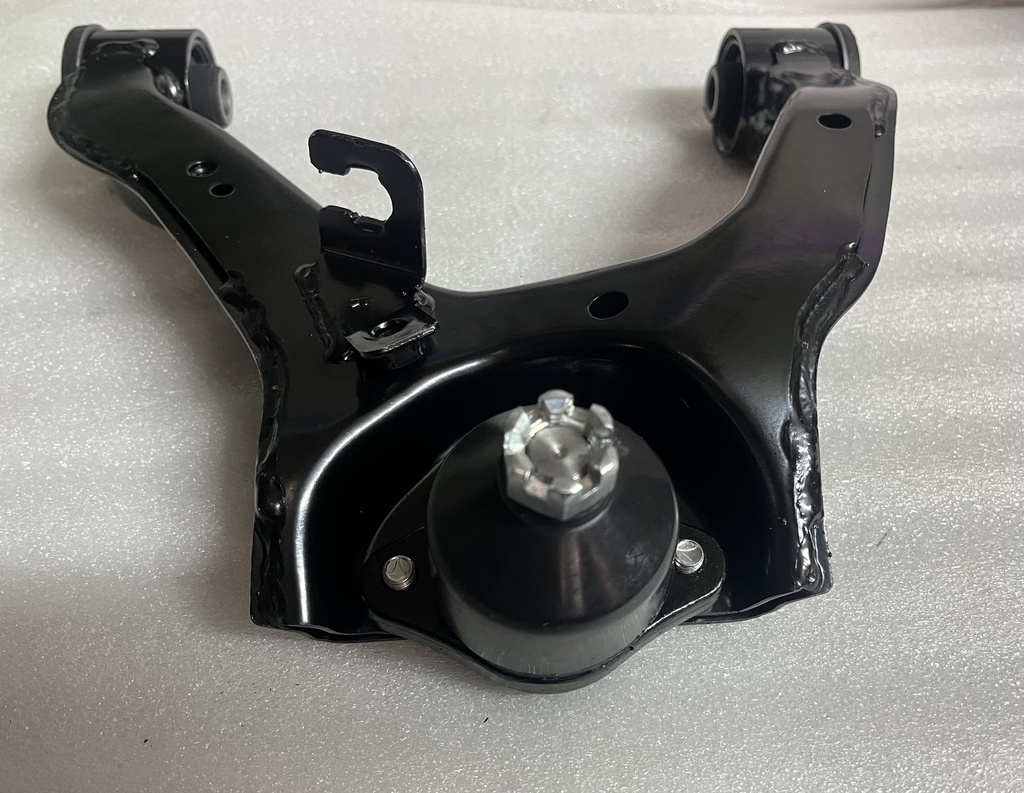 [MR496794] - JOMO-TAIWAN | TIJERA SUPERIOR MITSUBISHI MONTERO  / 2001  (DER)