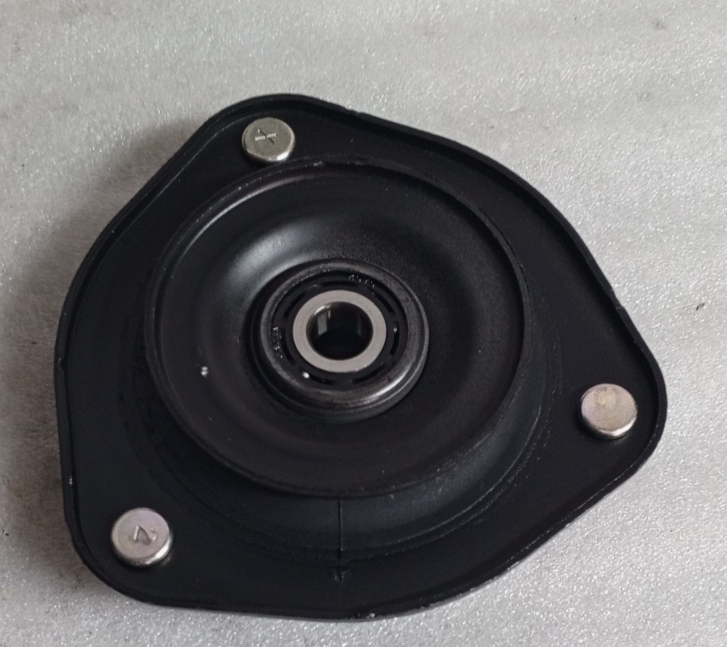 [MR131420] - MITSUBISHI | SOPORTE AMORTIGUADOR DELANTERO MITSUBISHI LANCER 96 (3 TORNILLOS)