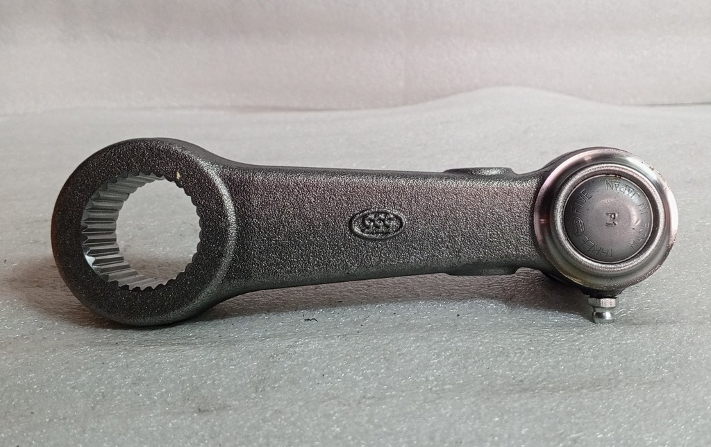  [MR592811]- 555 - JAPAN | BIELA DIRECCION V6-3000 / V6-3500 /V11/ V13 /V43 ADVANCER 32 ESTRIAS