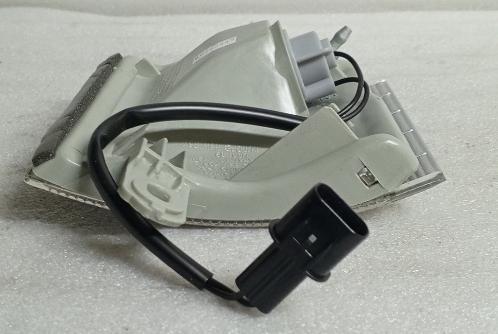 [ MC149155 ] DIRECCIONAL DELANTERA IZQUIERDA MITSUBISHI CANTER 1998-2006