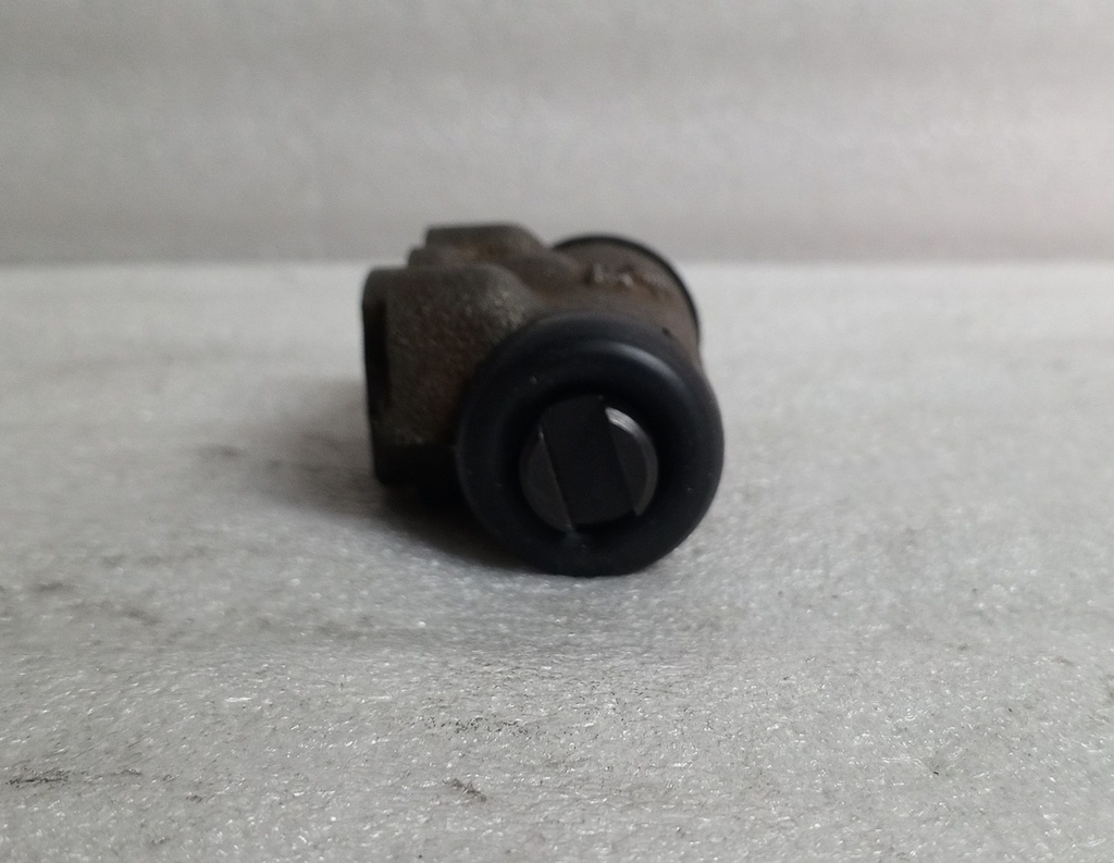 [MB238510] - TAIWAN | CILINDRO FRENO MONTERO STD TRASERO IZQUIERDO   (cilindro original)