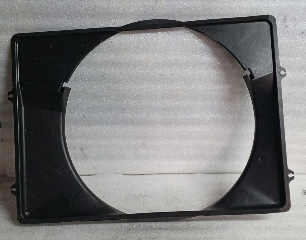 [MR266515] - MITSUBISHI | ENFOCADOR RADIADOR MITSUBISHI MONTERO V11W