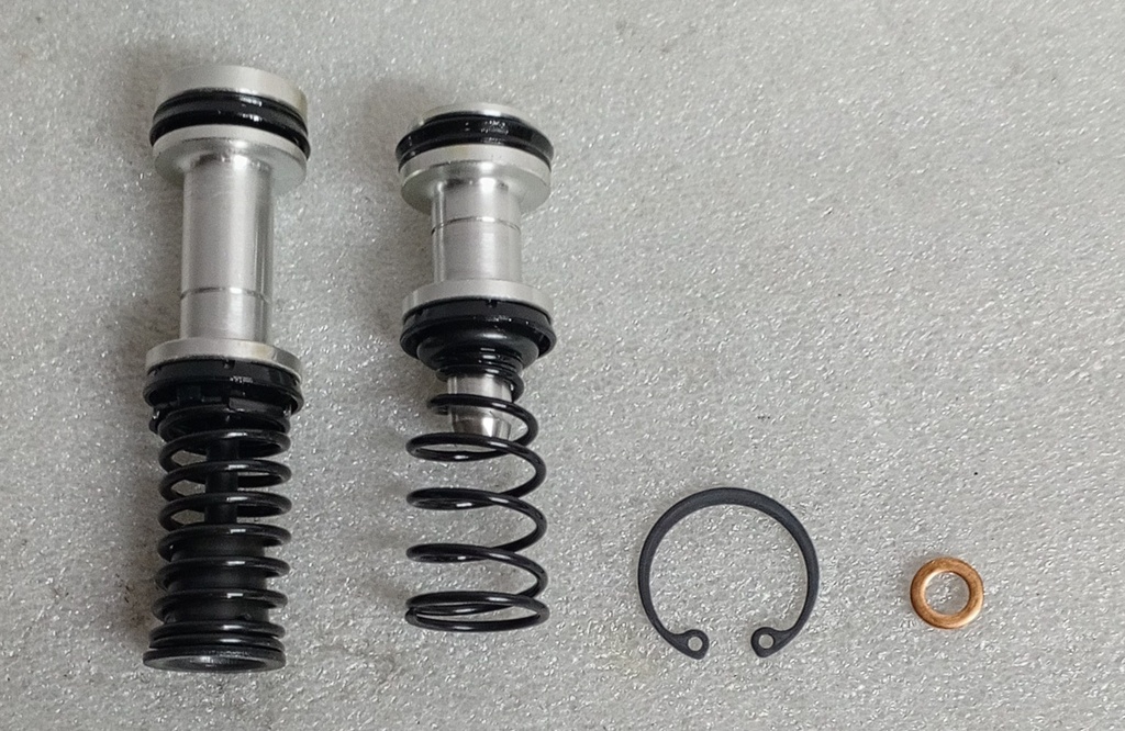 [MB928395] - FIC - JAPON | REPARACION CILINDRO FRENO