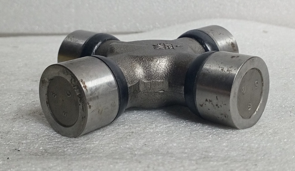 [U330] - MOOG - MEXICO | CRUCETA CARDAN SPORTERO / MONTERO V25 (pinar por fuera)