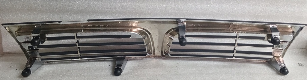 [MR300812] - TAIWAN | PERSIANA CROMADA RADIADOR LANCER / 96 (4 CARRILES) (CAPOT PLANO)