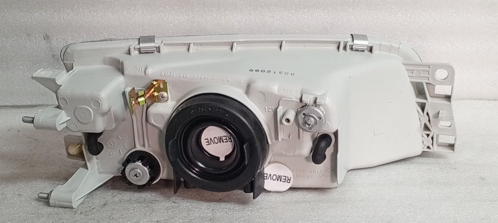 [MR273419  MR275291]- DEPO - FAROLA MITSUBISHI LANCER CK 96-98 IZQUIERDA  (CAPOT CON PESTAÑA)