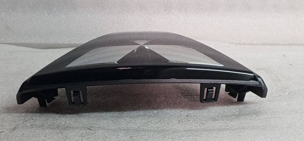 [ 7450A989 ] EMBLEMA FRONTAL CENTRAL