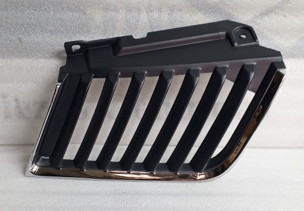 [ MB07146GAR ] - TONG YANG - PERSIANA/MITSUBISHI/L-200/08 CROMADA  DERECHA