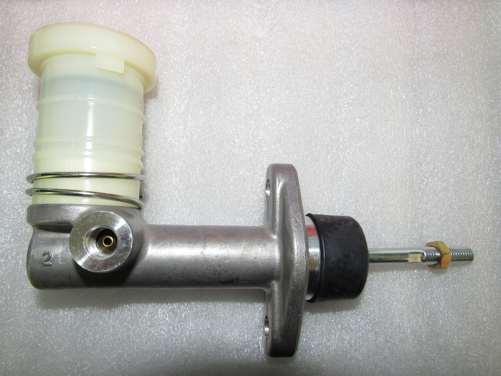 [MB012098] - FIC - JAPON | BOMBA CLUTCH MONTERO STD / 82 (PRINCIPAL)