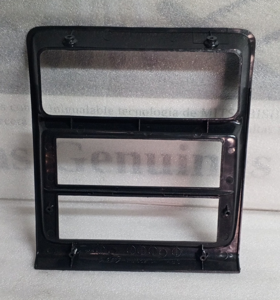 [MB775393] - TAIWAN | TABLERO INSTRUMENTOS MONTERO92